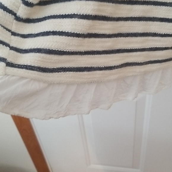 Collared top - Picture 6 of 7